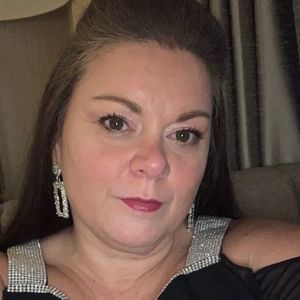 Meet your Posher, Ellen